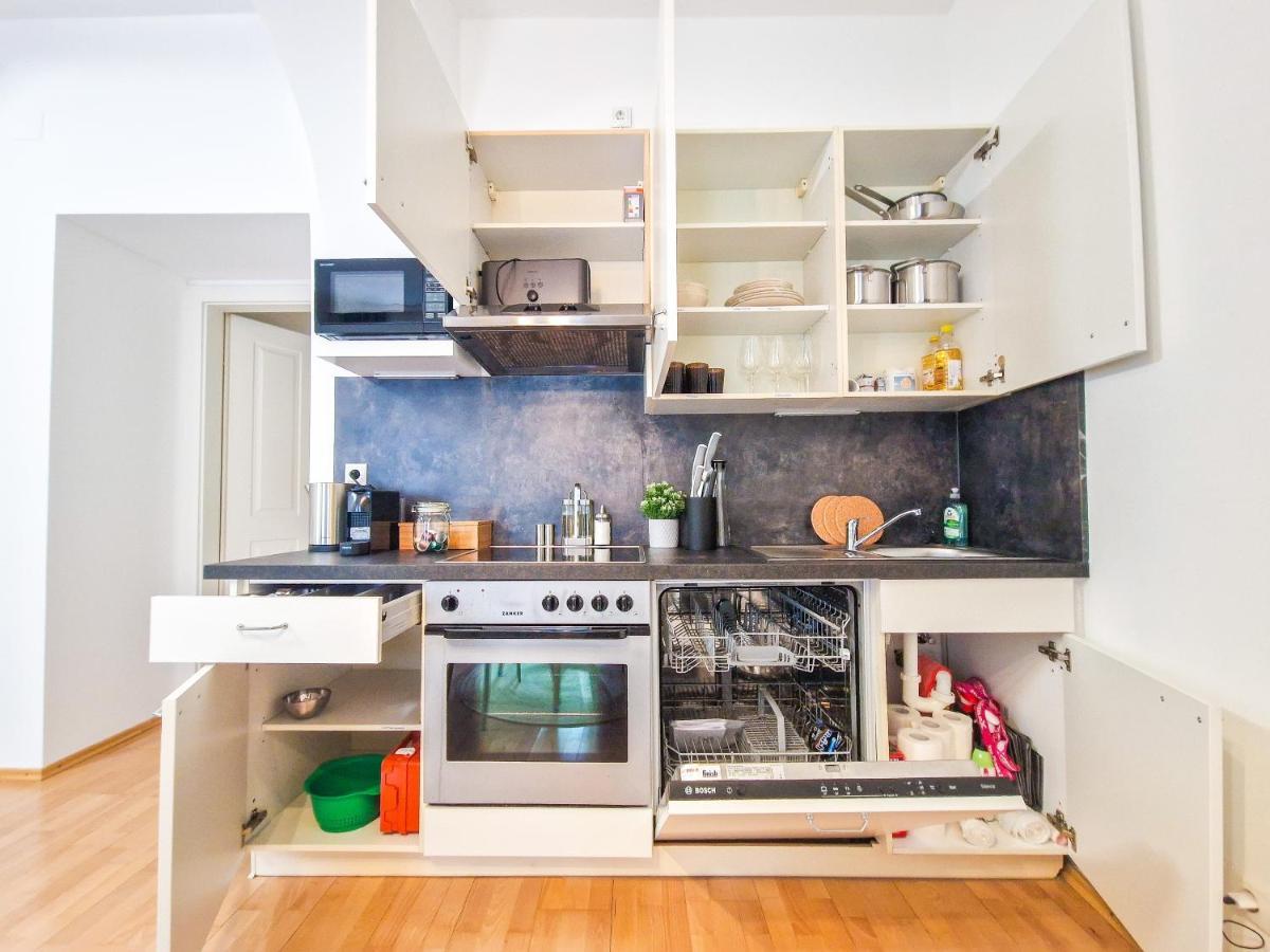 Feelhome - Design Apartment Fur 4 Gaste - Smart Tv - Naschmarkt Vienna Exterior photo